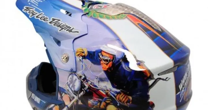 Nuovo casco Troy Lee Design "Malcolm Smith Replica"