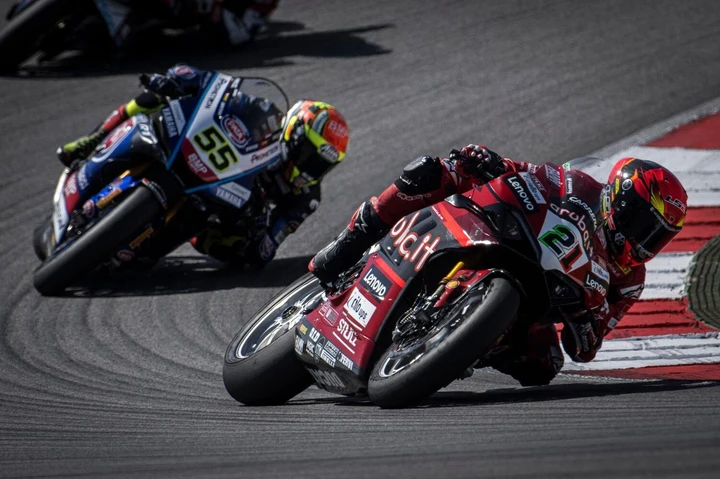 Ducati stabilisce nuovi record a Portimão con il team Aruba.it Racing