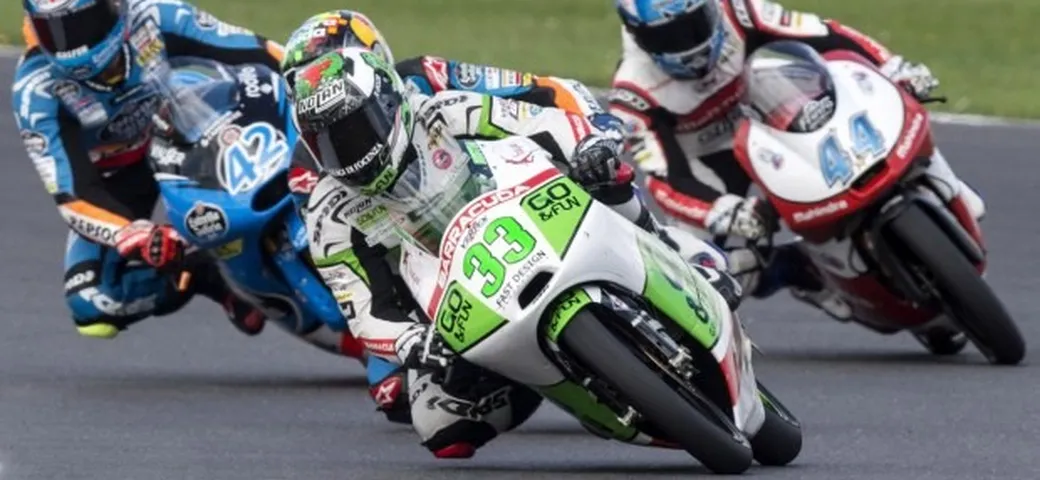 Moto3 Silverstone 2014: Rins vince allo sprint su Marquez e Bastianini