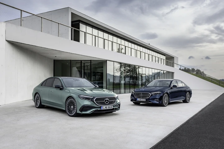 Mercedes Classe E 2024: svelata ufficialmente la nuova generazione