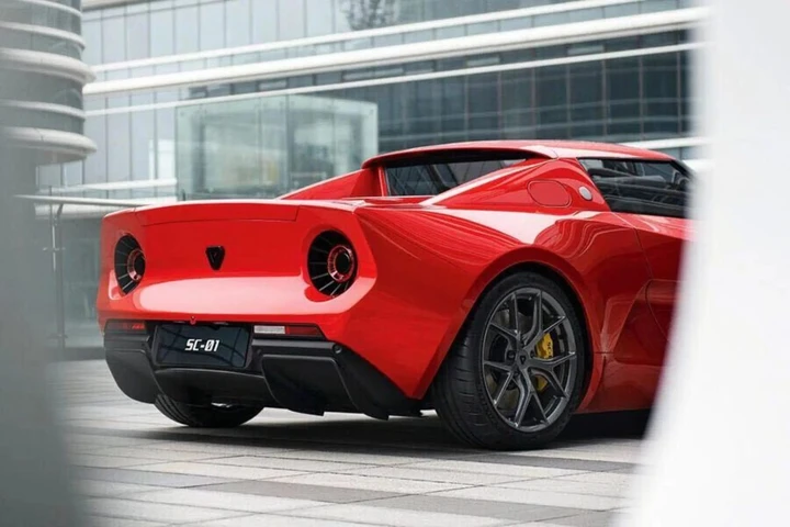 SC-01, la sportiva elettrica cinese ispirata alla Lancia Stratos arriva in Europa