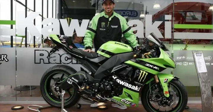 Kawasaki ZX10R Race Replica John Hopkins