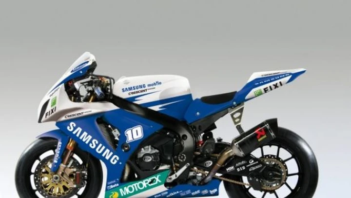 Crescent Suzuki: Samsung è title sponsor della moto di John Hopkins