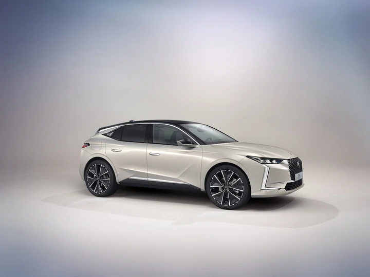Nuova DS4 2021: punta su design, materiali e tecnologia