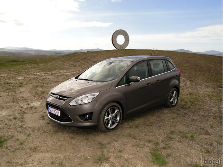 Ford C-Max 1.0 EcoBoost: informazioni, prezzi e prova