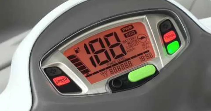 Suzuki e-Let's Concept Scooter Elettrico al Tokyo Motor Show 2011