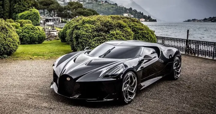 Bugatti La Voiture Noire, all'asta l'auto da 18 milioni di dollari