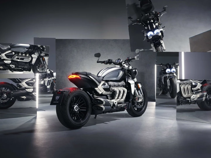 triumph-rocket-3-r-chrome-edition-hero
