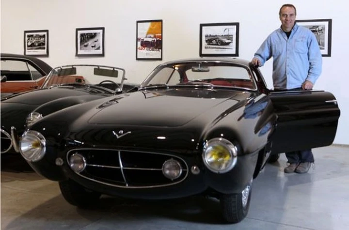 Fred Phillips e la sua collezione di auto storiche