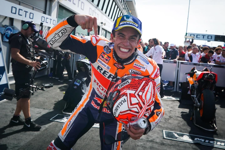 MotoGP: Marquez rinnova con Honda fino al 2024!