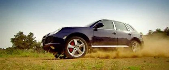 Top Gear prova la Porsche Cayenne Turbo S