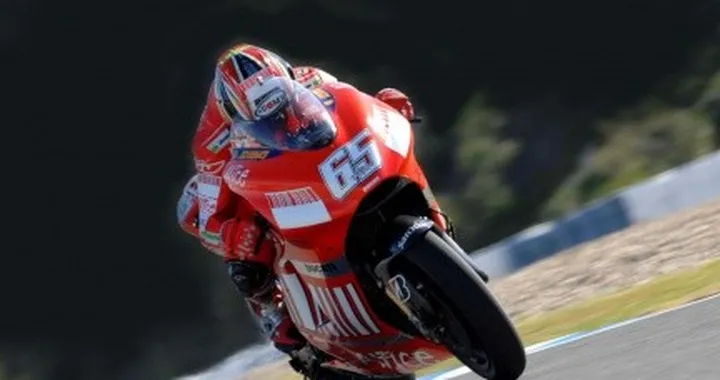 MotoGP: bene Stoner, Capirossi in difficoltà