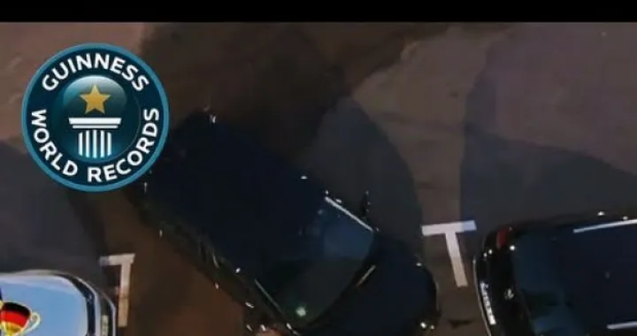 Curiosità: stabilito il nuovo record di parcheggio parallelo