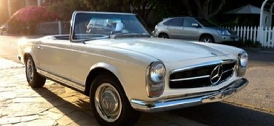 Mercedes SL: una W113 del 1965 convertita in elettrica