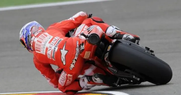 Domina Stoner, ed è trionfo Ducati (anche Hayden sul podio). Delude Rossi