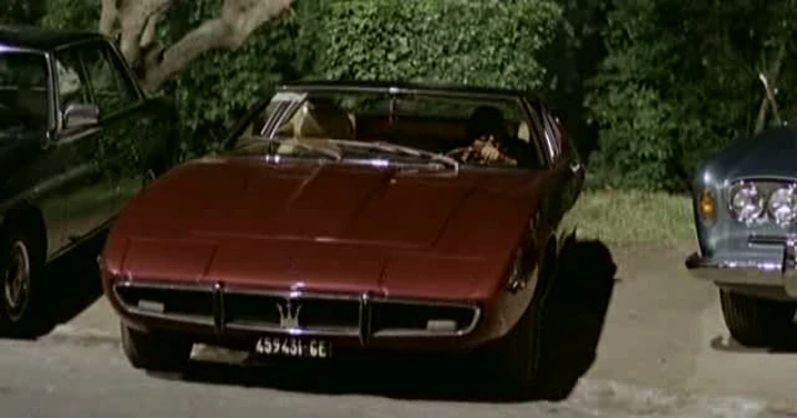 Quella volta in cui Fantozzi scappò con la Maserati Ghibli