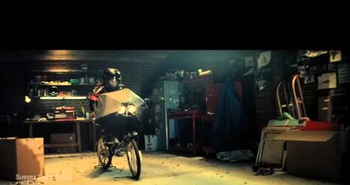 “Stay a Hero, Stay Safe”: Ducati testimonial della campagna di sicurezza stradale in Inghilterra /video