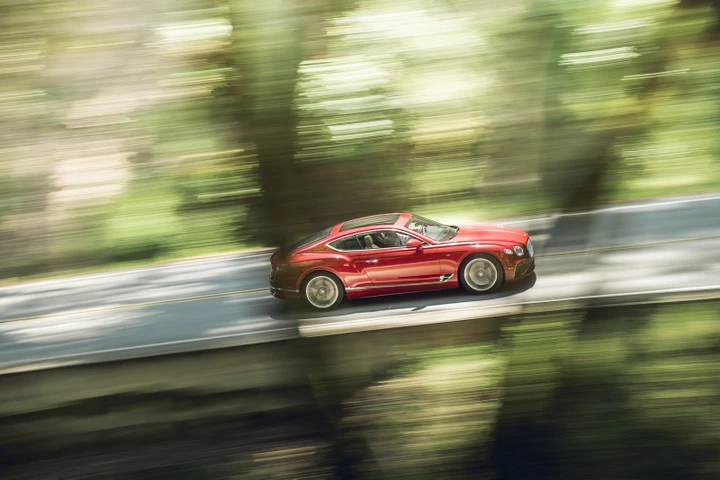 Bentley: le novità per i modelli Continental GT e Flying Spur