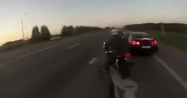 Suzuki GSXR vs Nissan GTR