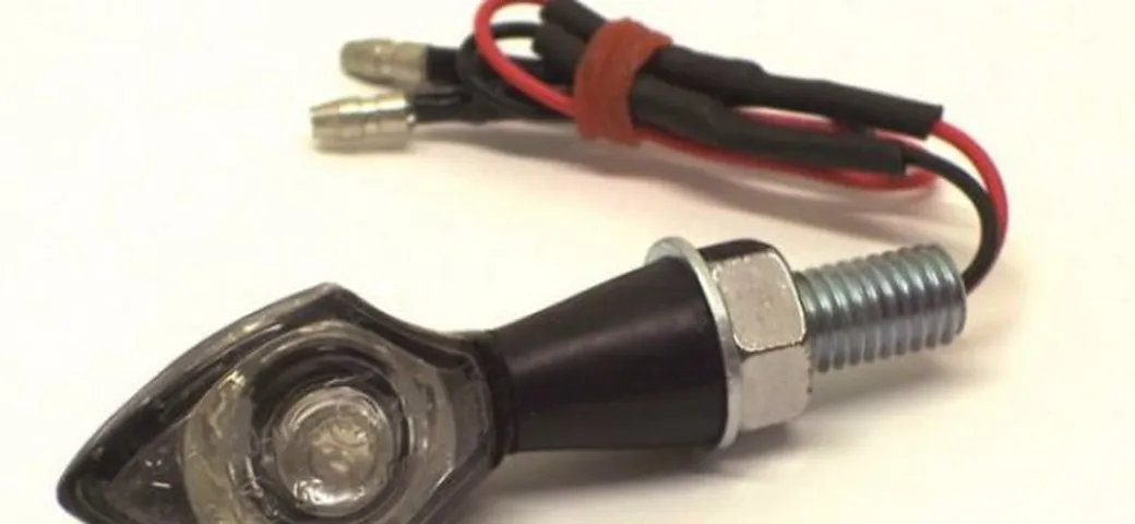 Accessori: nuove frecce a LED BCR
