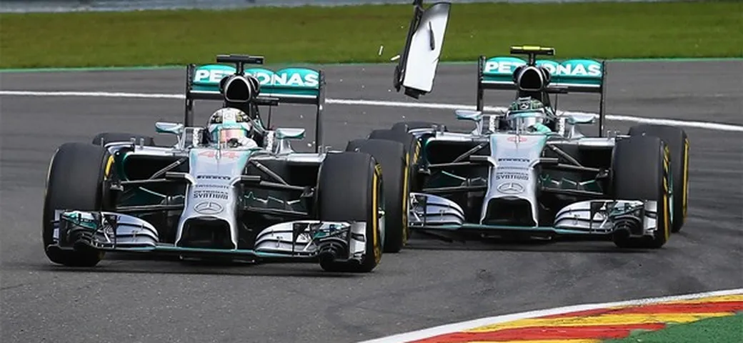 GP Belgio F1 2014: l'incidente tra Hamilton e Rosberg in Video