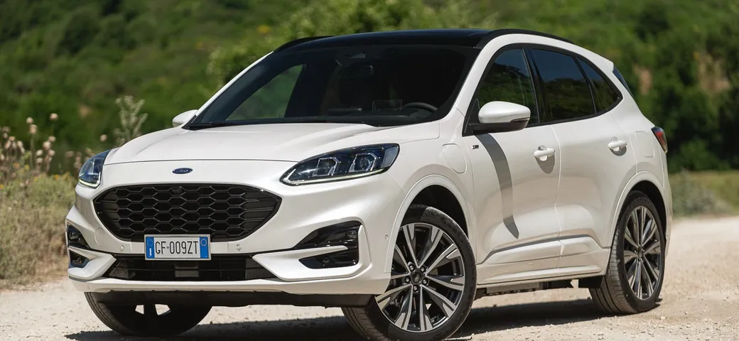 Ford Kuga ST-Line X 2.5 PHEV: prova su strada