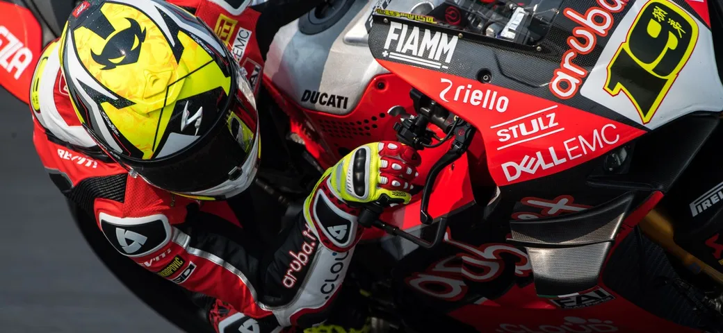 SBK Aragon: Bautista su Lowes nel Day-1