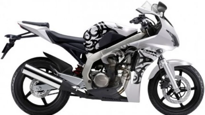 Honda progetta una piccola CBR250RR per il 2011?