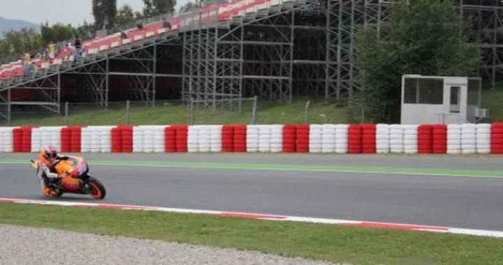 MotoGP, Barcelona: Casey Stoner domina anche le FP2, solo Honda!