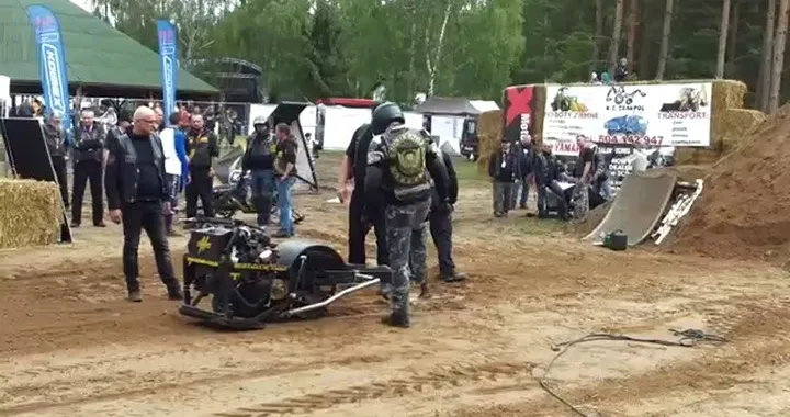 Ribaltamento Unimoto a Danzica