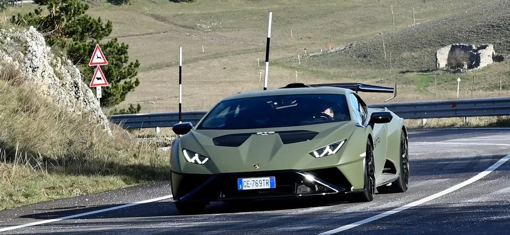 Lamborghini Huracàn STO: la prova su strada
