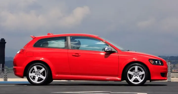 La più sottovalutata delle compatte cattive degli anni 2000