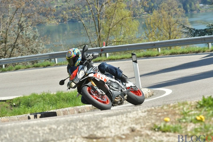 Una Aprilia Tuono pronta per il Pikes Peak International Hill Climb 2019