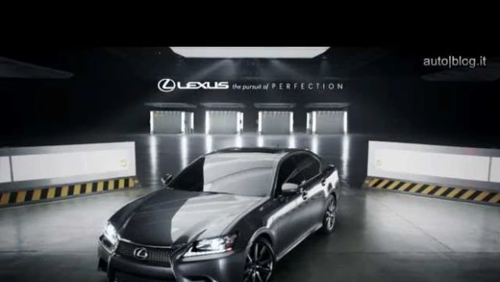 Spot Superbowl Lexus GS: Beast