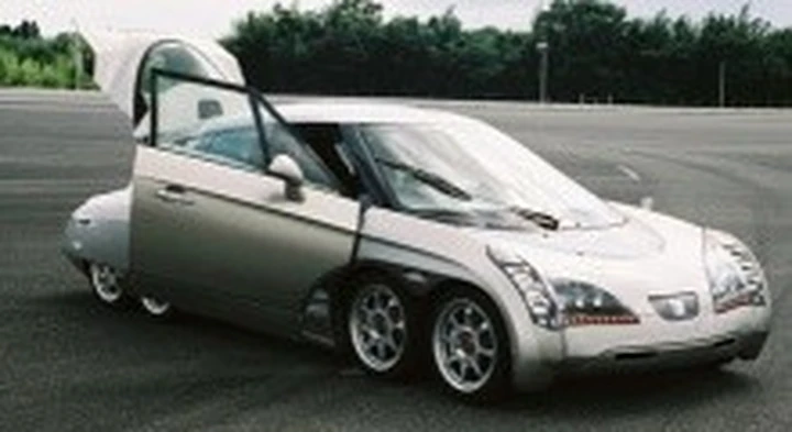 Eliica, auto elettrica da 370 km/h