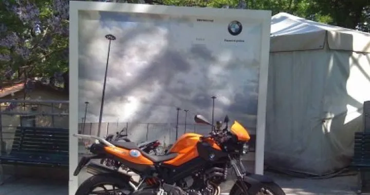 Presentazione BMW F800R