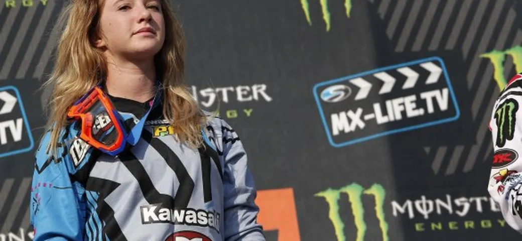 Le ragazze Kawasaki sfidano Kiara Fontanesi in Slovenia