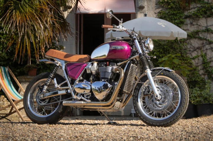 Triumph T120, stile Anni '60 e dettagli Bentley per questa special