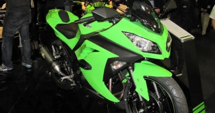 Kawasaki Ninja 300 – Salone EICMA di Milano