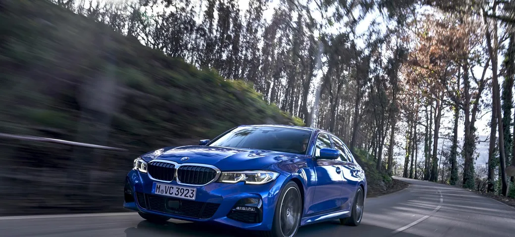 Nuova BMW Serie 3: la bavarese diventa uno smartphone. Primo contatto