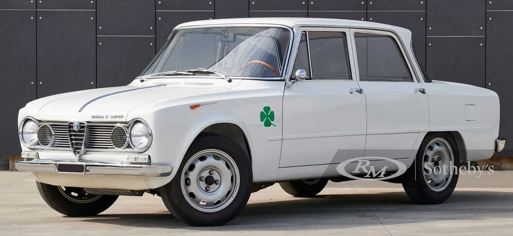 Una Alfa Romeo Giulia TI Super del 1964 venduta ad un prezzo stratosferico