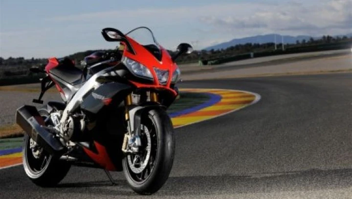 Presentazione Aprilia RSV4 Factory
