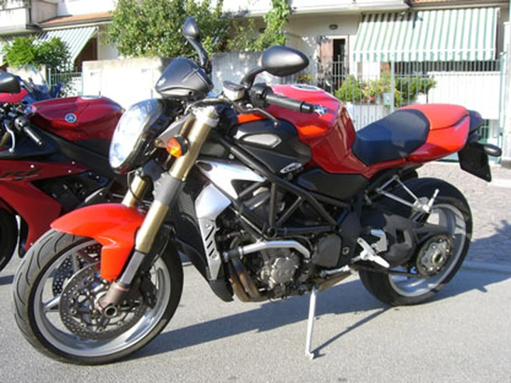 Comparative impossibili di Motoblog – 3a parte: Brutale
