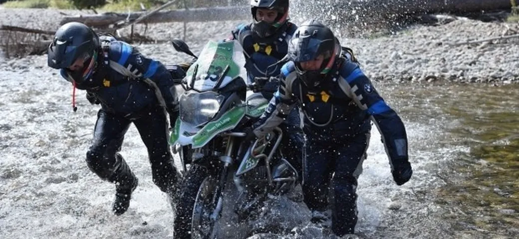 BMW GS Trophy 2014: vince il team misto CEEU, Italia ultima [Foto e Video]