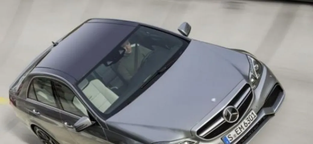Mercedes E63 AMG 2013: prima immagine ufficiale