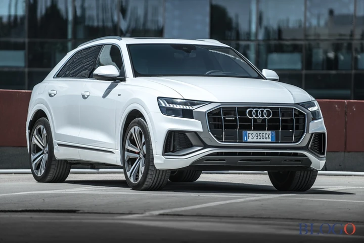 Audi Q8: prova su strada - Video