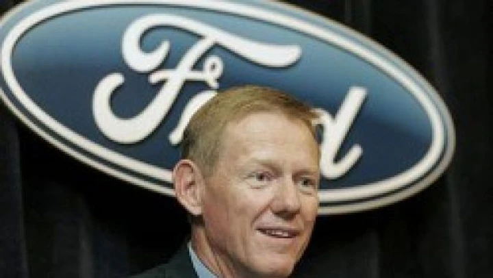 Ford: lo stipendio del numero uno Mulally sfiora i 18 milioni di dollari