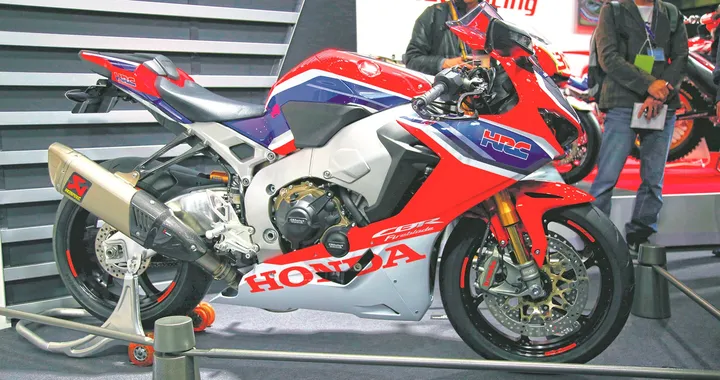 Honda: una CBR replica per la 8 Ore di Suzuka!