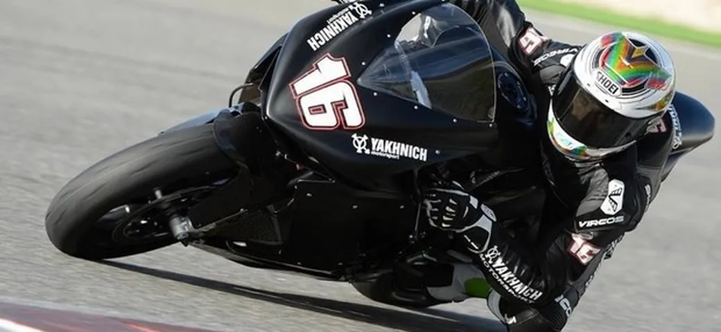 WSS: Jules Cluzel punta al titolo 2014 con la MV Agusta F3 [video]