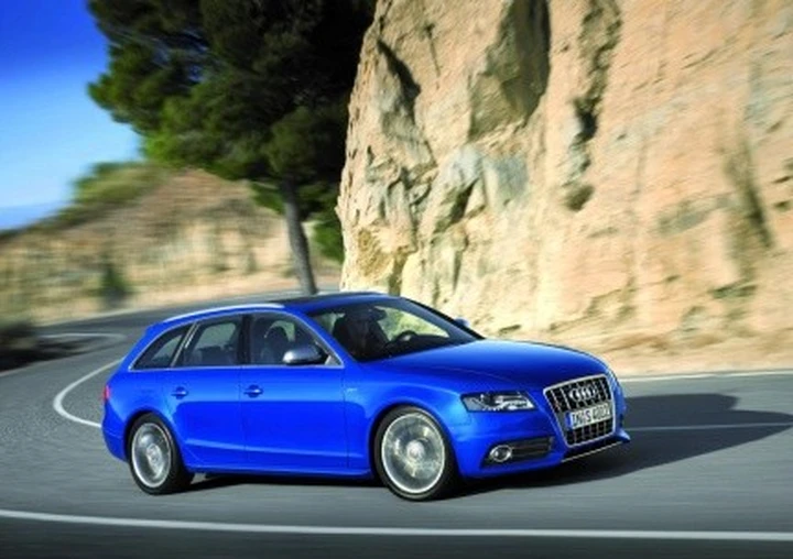 Audi S4: prove su strada
